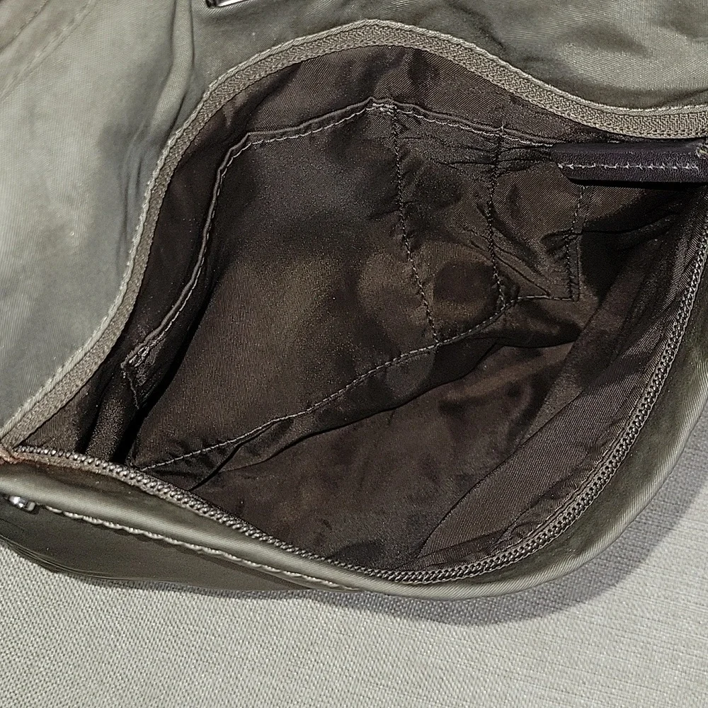Tumi Olive Green Nylon Crossbody Shoulder Bag - Picture 16 of 16